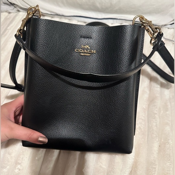 Coach Bucket Bag - Picture 2 of 10